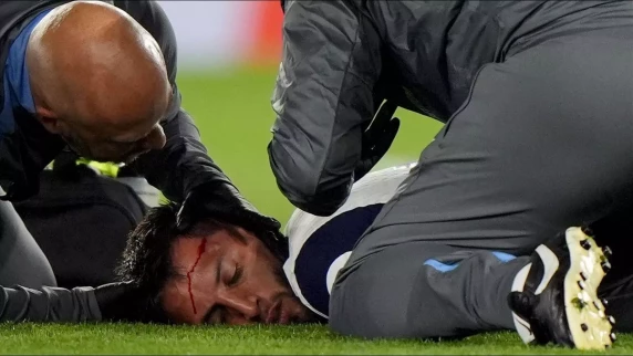 Spurs' Rodrigo Bentancur conscious after nasty head knock at Leicester