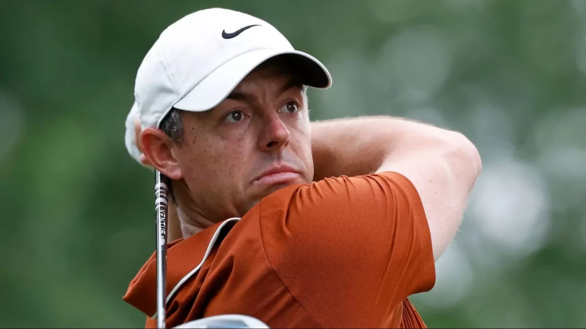 Report: Rory McIlroy battles at Quail Hollow after USGA deems driver ineligible