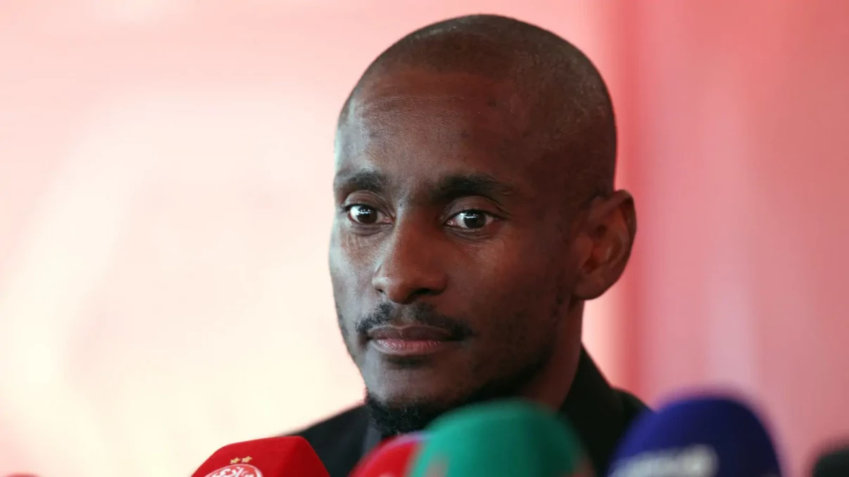 Rulani Mokwena defends Hugo Broos right to choose Bafana Bafana squad Rulani Mokwena defends Hugo Broos right to choose Bafana Bafana squad