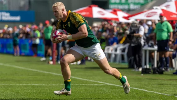 Blitzboks power into Dubai 7s quarterfinals after tense victory against France