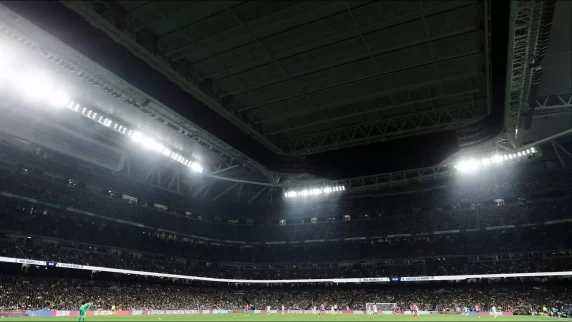 Real Madrid eye intimidating edge with roof closure for Champions League clash