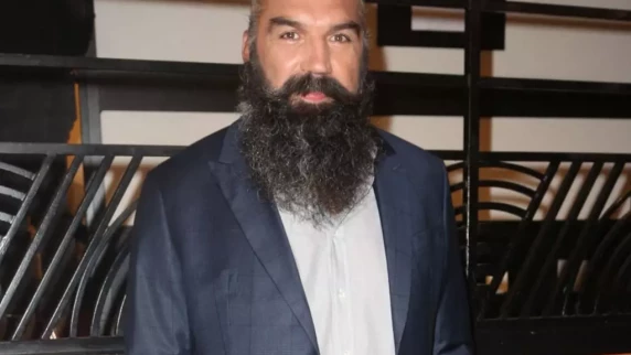 Sebastien Chabal denies wrongdoing in World Cup ticket scandal