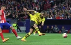 sebastien-haller-of-borussia-dortmund-scores16.webp