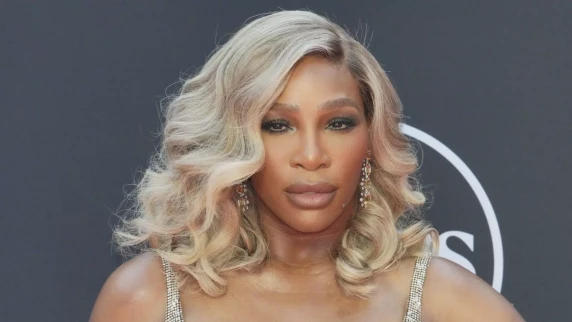 Serena Williams undergoes surgery to remove large cyst from neck