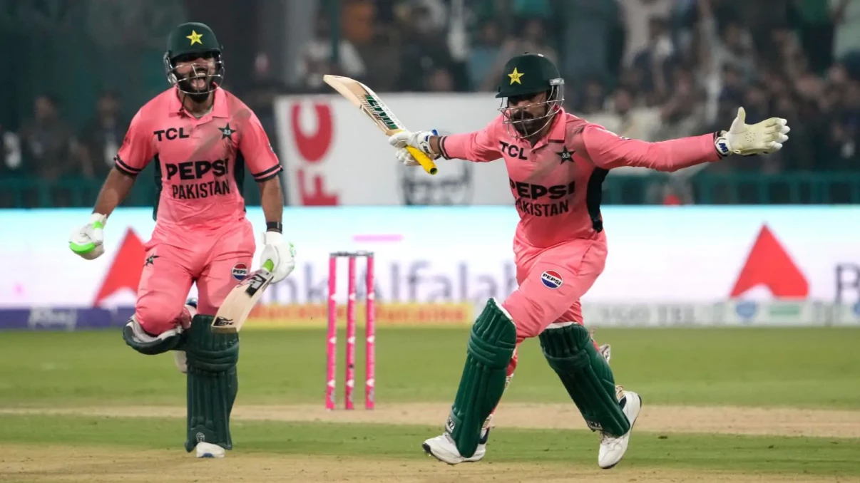 Shadab Khan's incredible heroics rescue Pakistan as England fail again Shadab Khan's incredible heroics rescue Pakistan as England fail again