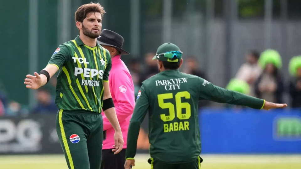 Mike Hesson wants Pakistan to develop multiple leaders in the team