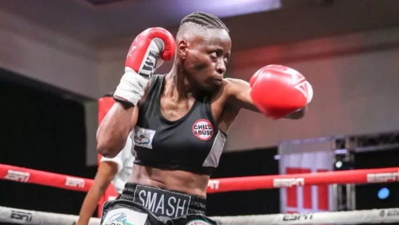 Top SA boxer Simangele Hadebe moves up in World Rankings