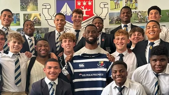 Bok captain Siya Kolisi visits war cry heroes at Wynberg High School