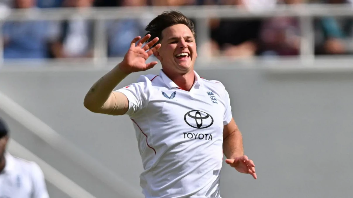 England's Sonny Baker chuffed with 'proper' Test debut against New Zealand England's Sonny Baker chuffed with 'proper' Test debut against New Zealand