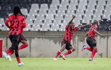 sphiwe-mahlangu-of-ts-galaxy-celebrates-scoring16