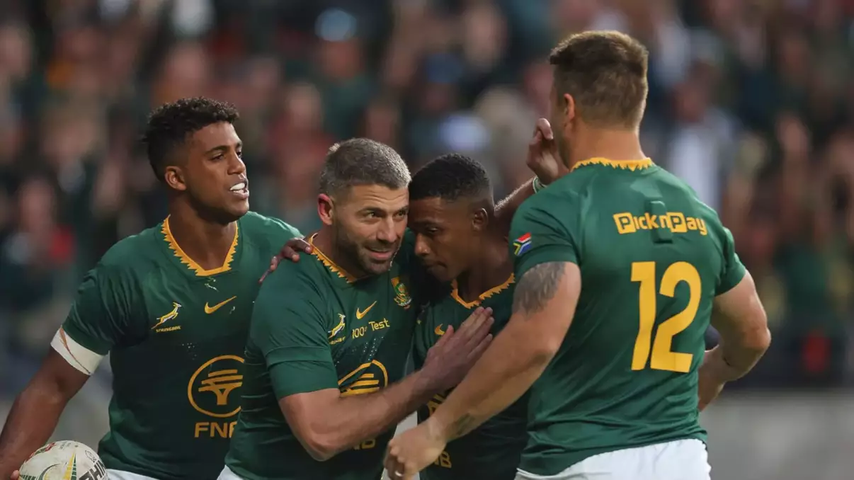 14-man Boks bounce back to blank Italy in gutsy display at the Bay