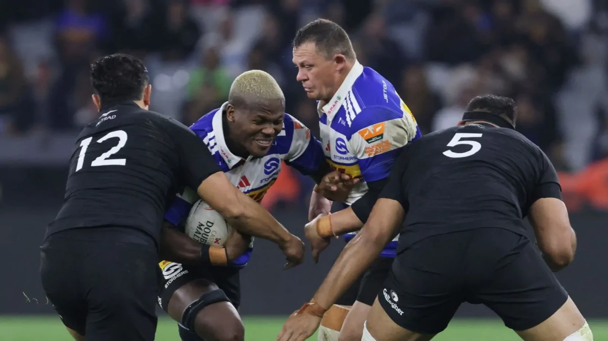 All Blacks legend says Dave Rennie has cause for concern following Stormers scare All Blacks legend says Dave Rennie has cause for concern following Stormers scare