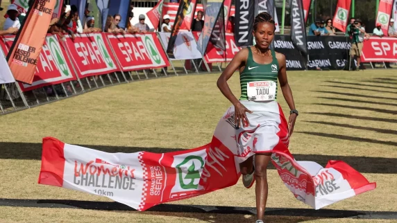 Tadu Nare breaks Gqeberha 10km record