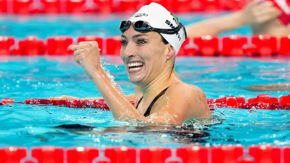 Olympic champion Tatjana Smith through to women's breaststroke semifinals