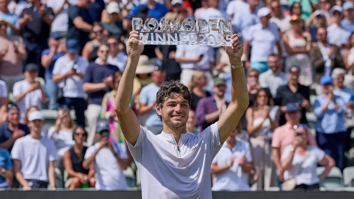 Taylor Fritz defeats favourite Alexander Zverev to claim Stuttgart Open title