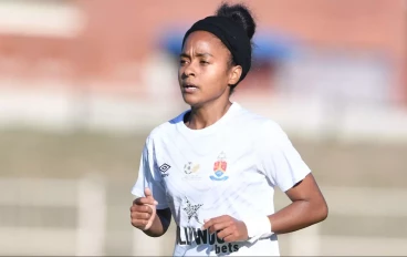University of Pretoria midfielder Thalea Smidt