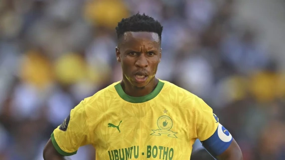 Katlego Mashego puzzled by Themba Zwane lack of minutes