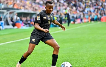 Thembi Kgatlana of South Africa controls the ball during the FIFA Women's World Cup Australia & New Zealand 2023 Round of 16 match between Netherlands and South Africa at Sydney Football Stad