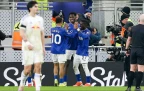 thierno-barry-of-everton-(c)-celebrates-with-his-teammates-after-scoring-26-january-202616.webp