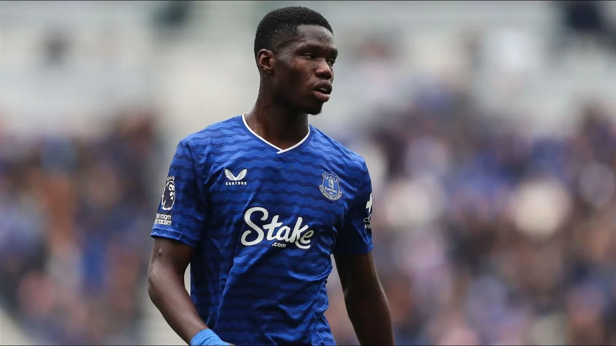 David Moyes warns Thierno Barry: Discipline issues costing you minutes at Everton David Moyes warns Thierno Barry: Discipline issues costing you minutes at Everton