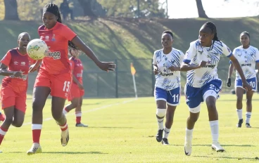 Machaka Makua of University of Pretoria and Lindokuhle Chauke of Thunderbird Ladies at University Of Pretoria players during the Hollywoodbets Super League match between University of Pretori