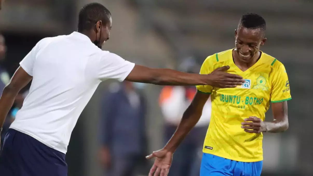 Downs free up foreign slot with loan deal