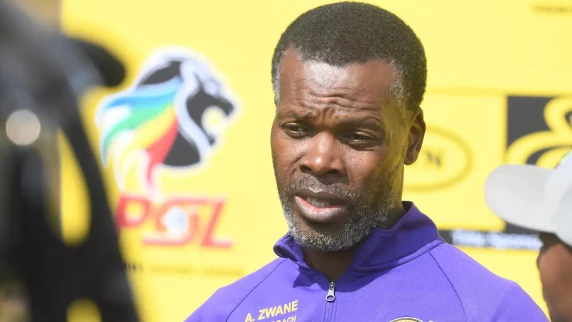 Zwane responds to Broos' player criticism