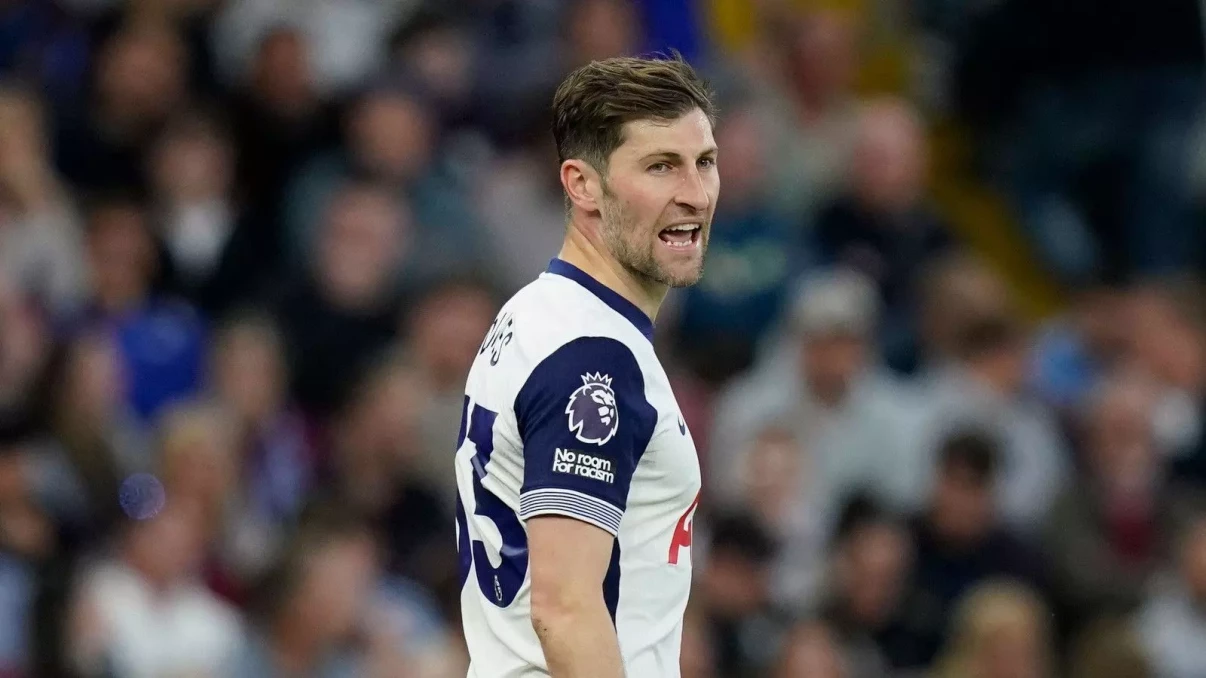 Tottenham trigger contract extension for long-serving defender Ben Davies