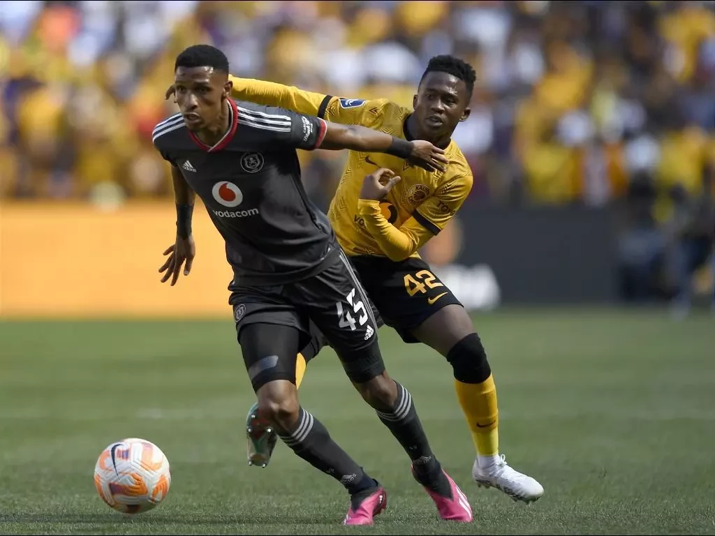 Kaizer Chiefs claim crucial victory over Orlando Pirates in dramatic Soweto  Derby