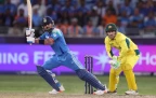 virat-kohli-batting-vs-australia16.webp