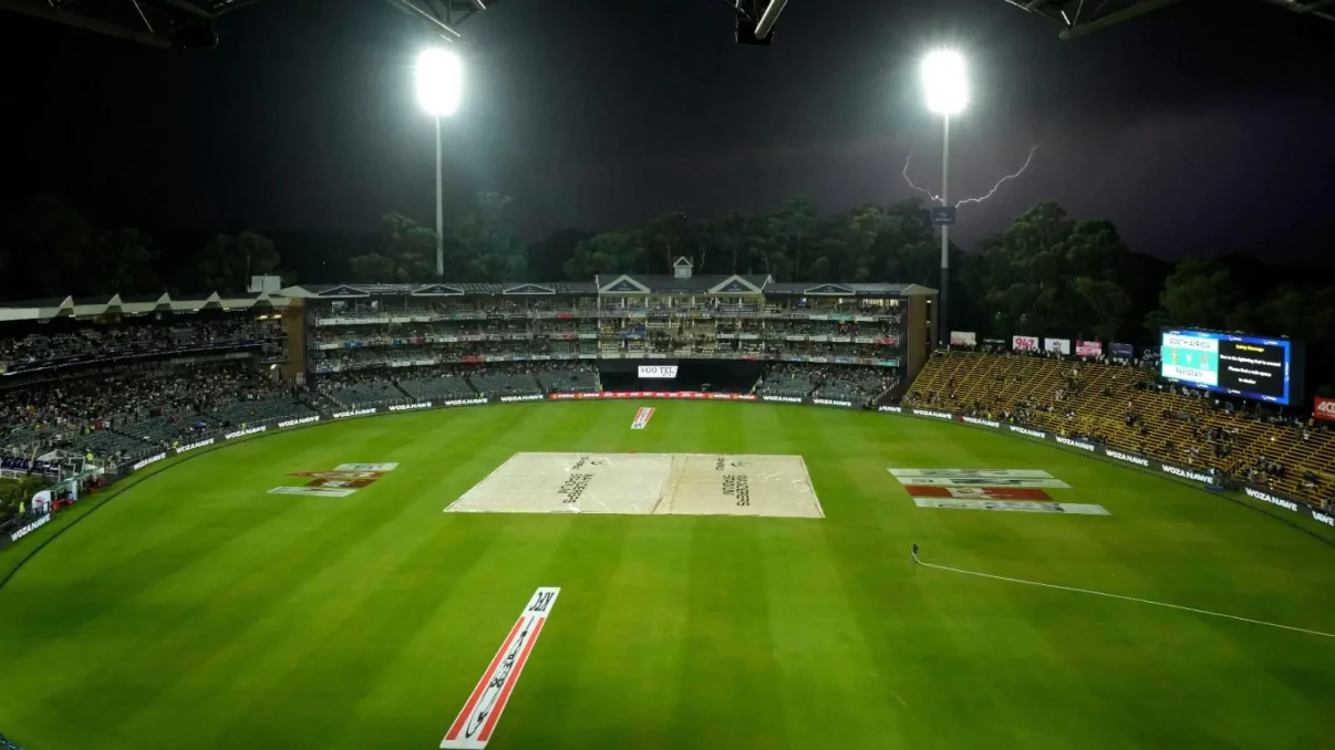 SA20: Lightning abandons contest between Joburg Super Kings and Paarl Royals SA20: Lightning abandons contest between Joburg Super Kings and Paarl Royals