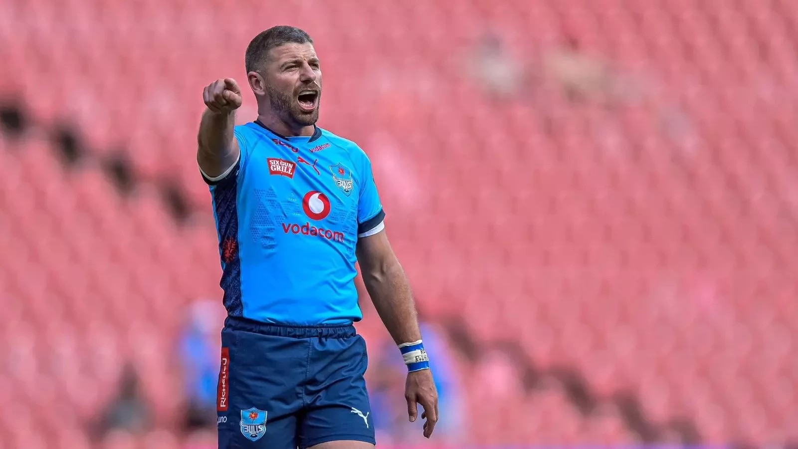 Will Roue Rugby URC: Bulls keep Willie le Roux at flyhalf for Sharks clash | rugby