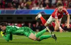 wojciech-szczesny-of-fc-barcelona-in-action-during-the-uefa-champions-league16.webp