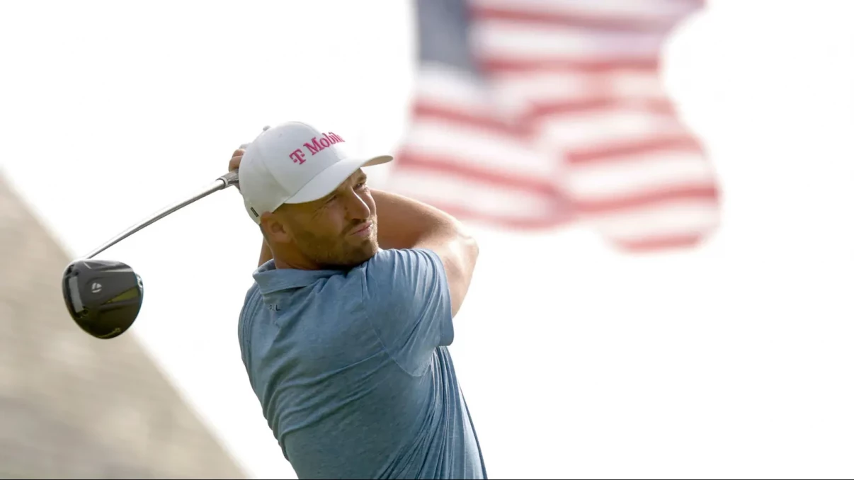 Wyndham Clark storms four clear at US Open as McIlroy battles and Scheffler trails Wyndham Clark storms four clear at US Open as McIlroy battles and Scheffler trails