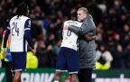 yves-bissouma-hugs-ange-postecoglou-19-dec-202416.webp