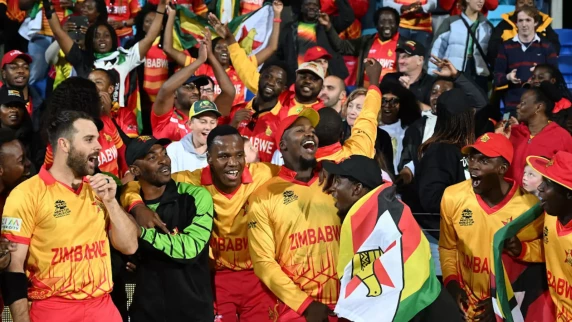 Zimbabwe set up Proteas date in Super 12