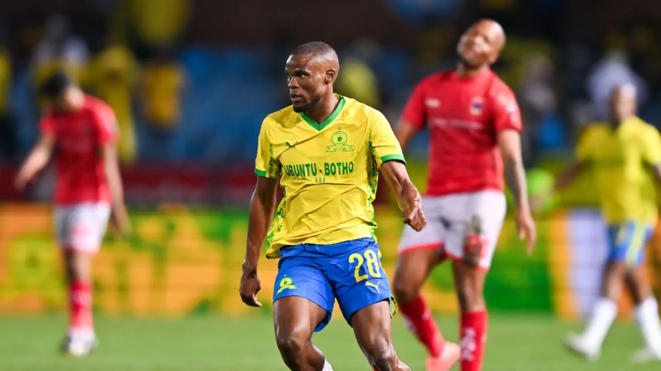 Zuko Mdunyelwa eyes final as Sundowns guard slim lead at Loftus